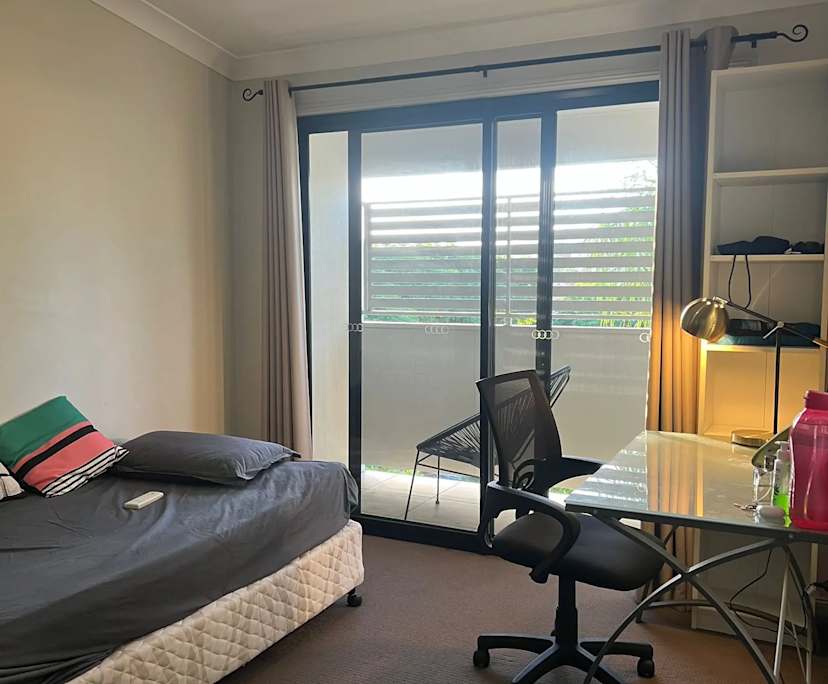 Furnished room in a share house