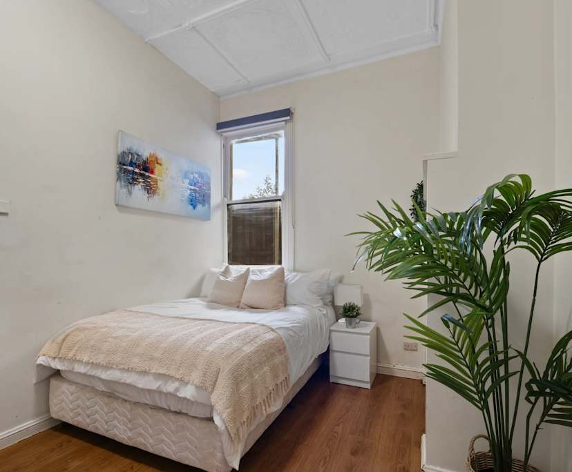 $330, Flatshare, 6 bathrooms, Petersham NSW 2049