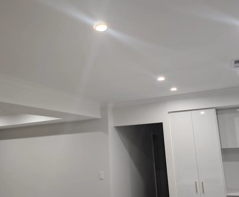 Whole property with 4 rooms for rent
