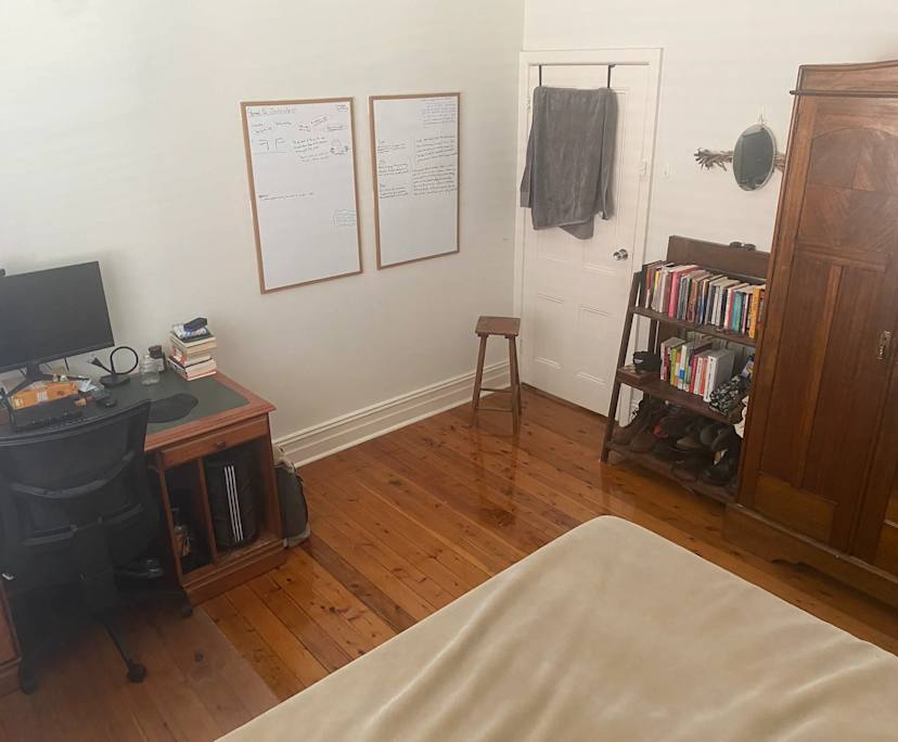 Furnished room in a share house