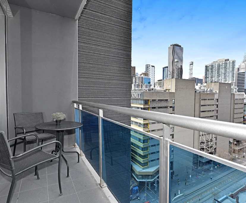 $1,450, Whole-property, 3 bathrooms, Melbourne VIC 3000