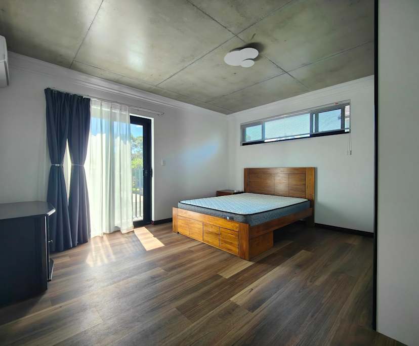 Furnished room with ensuite in a share house