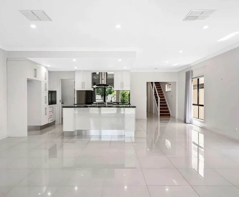 Unfurnished room in a share house