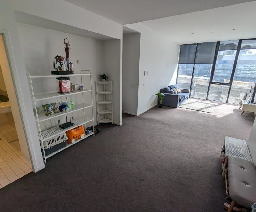 Furnished room in a flatshare