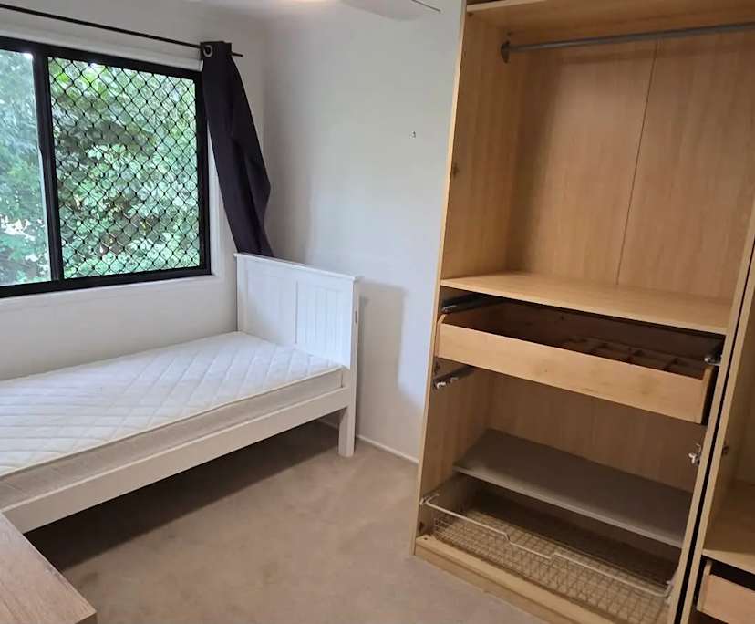$230, Share-house, 3 bathrooms, Rochedale South QLD 4123