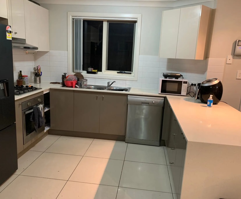 $350, Share-house, 4 bathrooms, Seven Hills NSW 2147