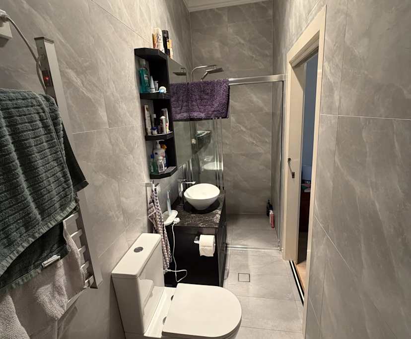 $375, Flatshare, 2 bathrooms, Waverton NSW 2060