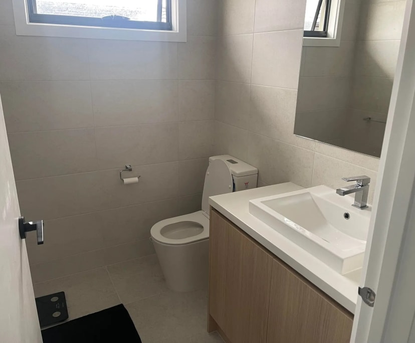 Unfurnished room in a share house