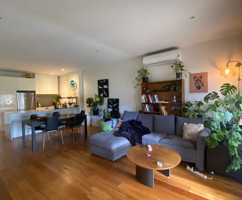 Unfurnished room in a share house