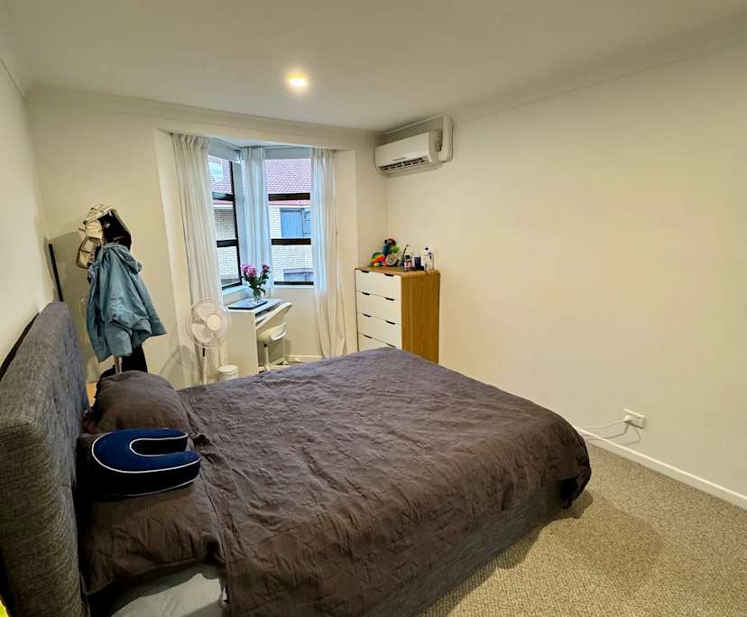 Furnished room with own bathroom