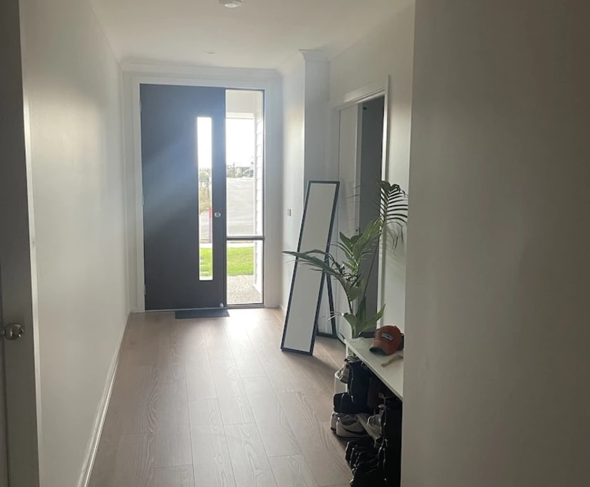 $220, Share-house, 2 bathrooms, Charlemont VIC 3217