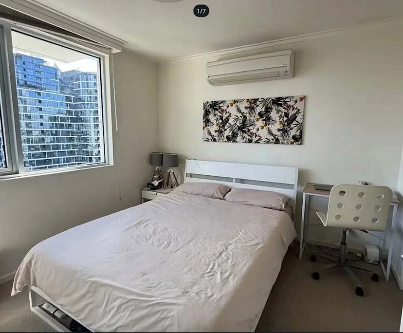Furnished room in a share house