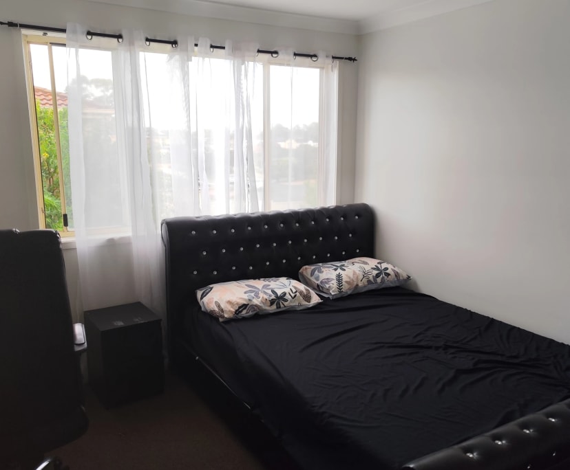 Room in a share house