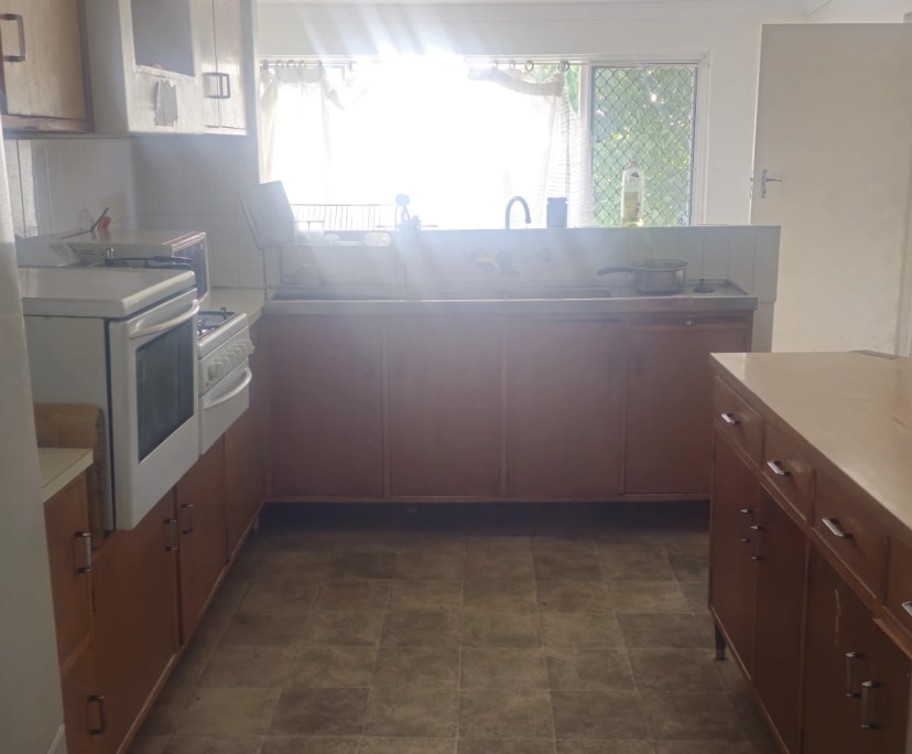 Unfurnished room in a share house