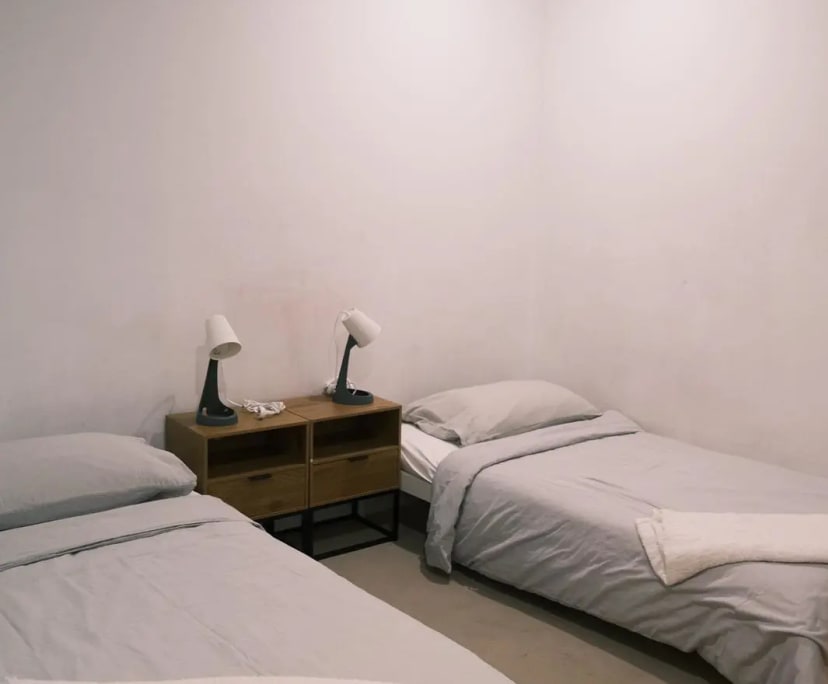 Furnished room in a flatshare