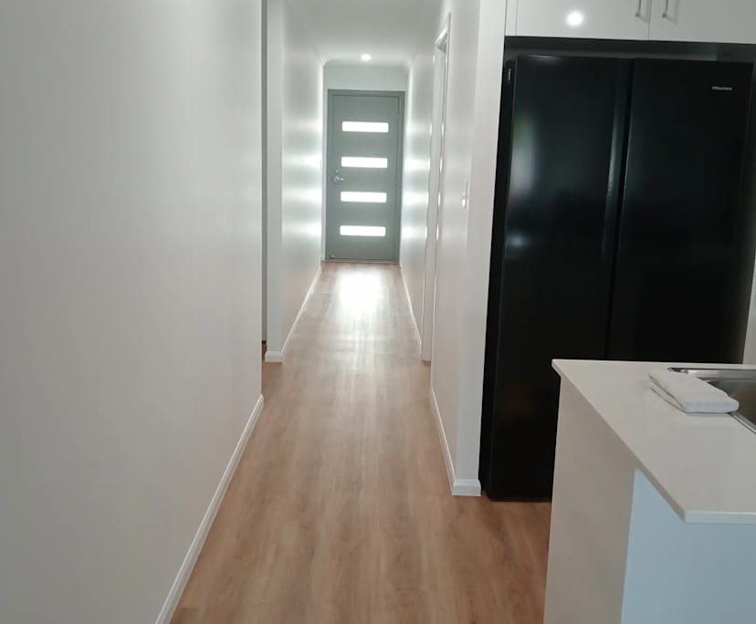 $300, Flatshare, 2 rooms, Pacific Heights QLD 4703, Pacific Heights QLD 4703