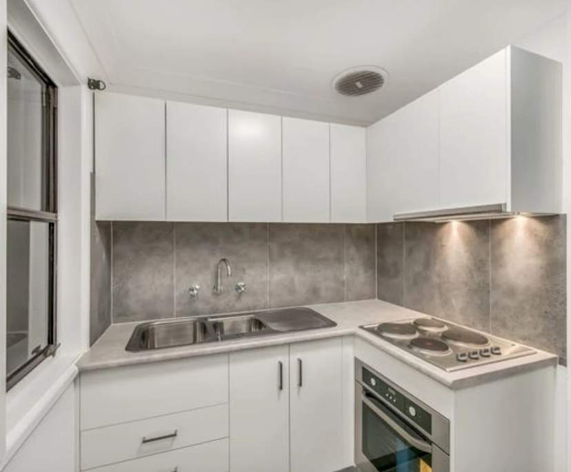 Room in a share house