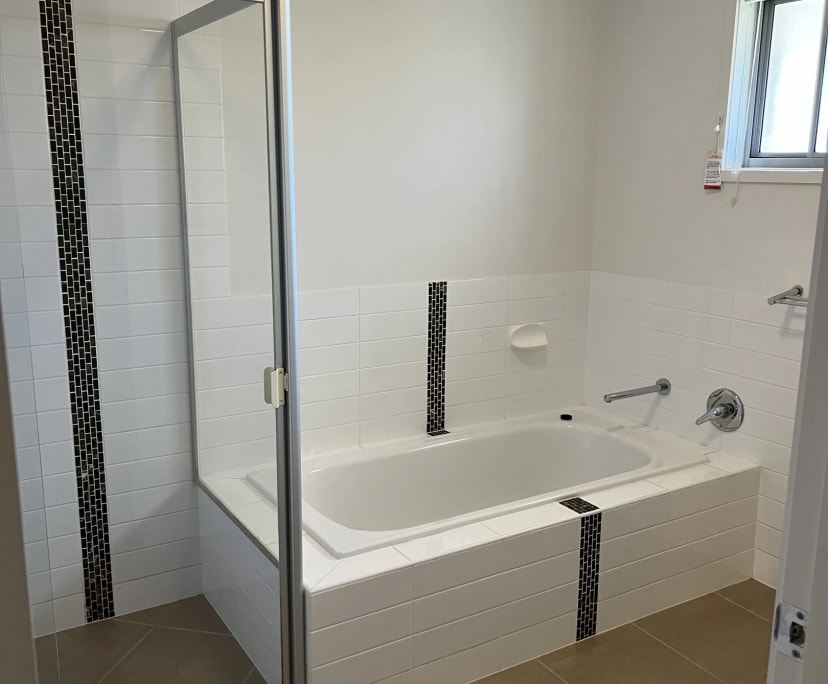 $450, Share-house, 2 bathrooms, Carseldine QLD 4034