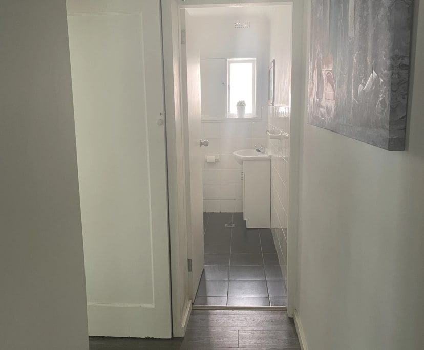 Furnished room in a flatshare