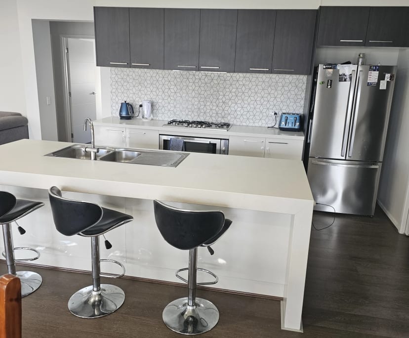 $300, Share-house, 3 bathrooms, Springdale Heights NSW 2641