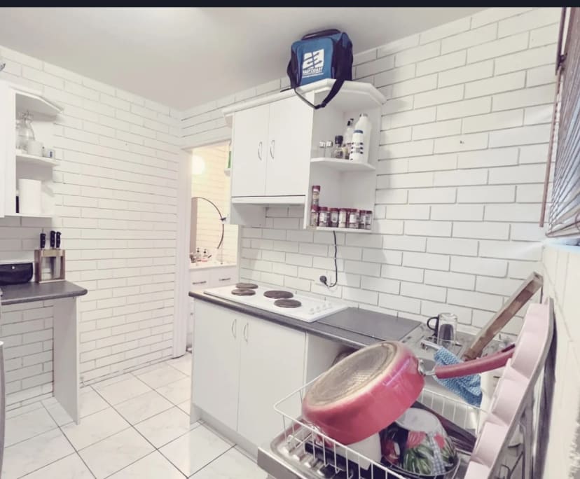 $500, 1-bed, 1 bathroom, New Farm QLD 4005