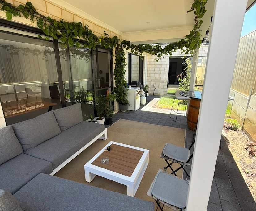 $300, Share-house, 3 bathrooms, Westminster WA 6061