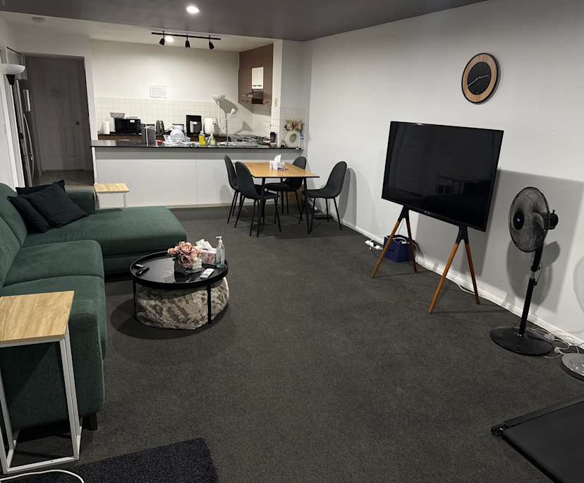 Room in a share house
