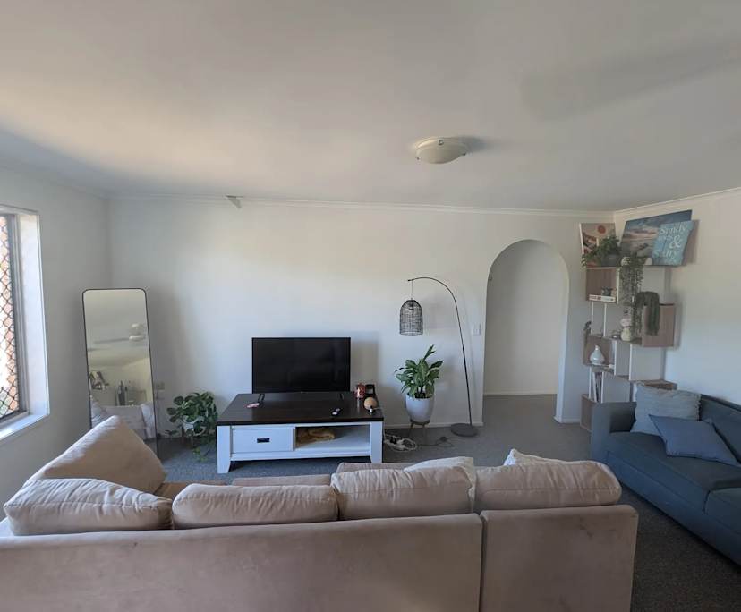 $233, Share-house, 3 bathrooms, Warana QLD 4575