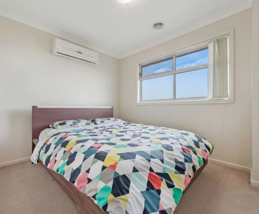 3 Rooms for Rent in Craigieburn, Melbourne 18020...