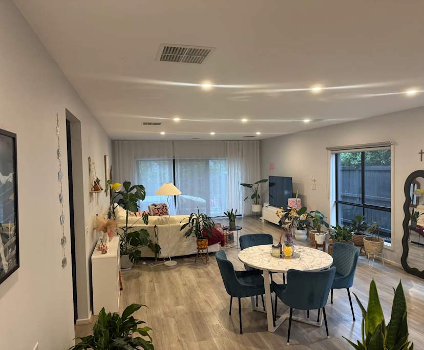 Unfurnished room in a share house
