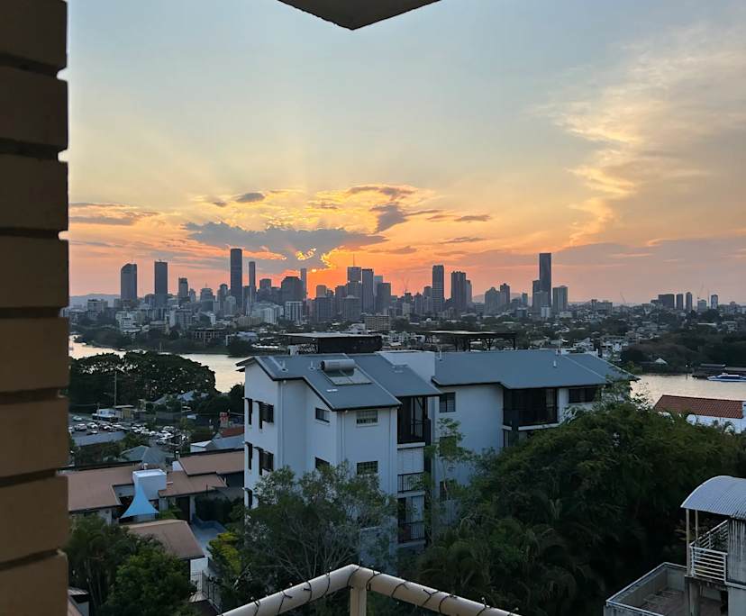 Unfurnished room in a flatshare