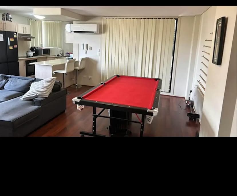 Unfurnished room in a flatshare