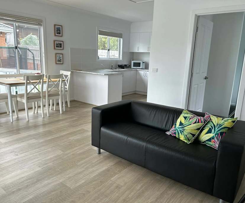 $350, Granny-flat, 1 bathroom, Lilydale VIC 3140