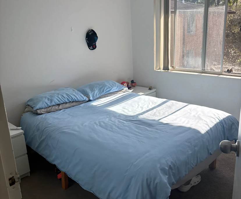 Furnished room in a flatshare