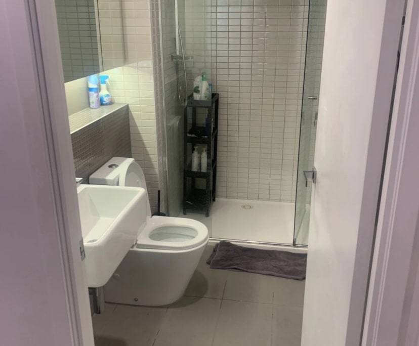 Furnished room in a flatshare