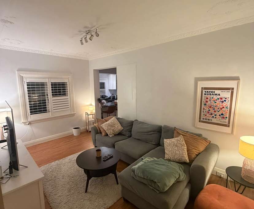 Whole property with 3 rooms for rent