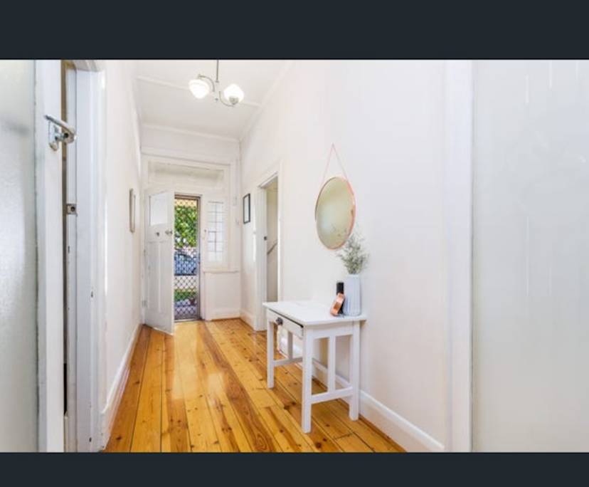 Whole property with 3 rooms for rent