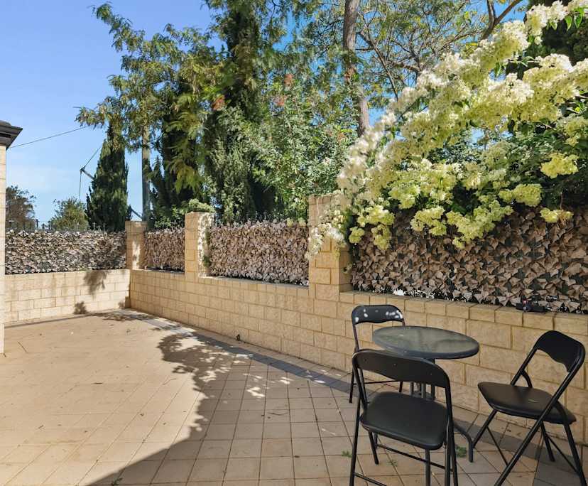 $600-650, Student-accommodation, 3 rooms, Nollamara WA 6051, Nollamara WA 6051