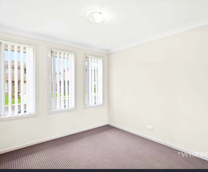 $299, Share-house, 3 bathrooms, Woongarrah NSW 2259