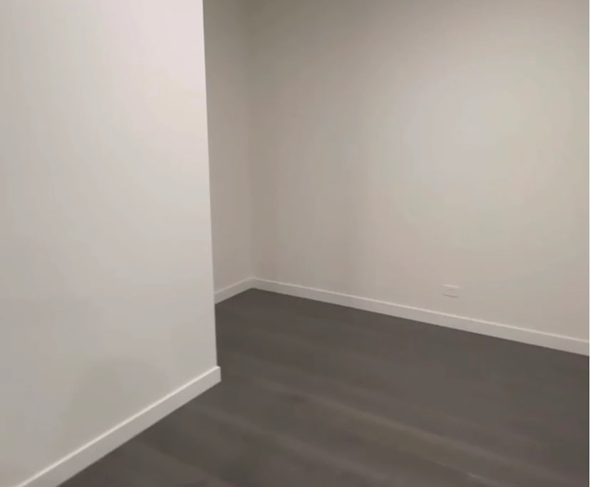 Unfurnished room in a share house