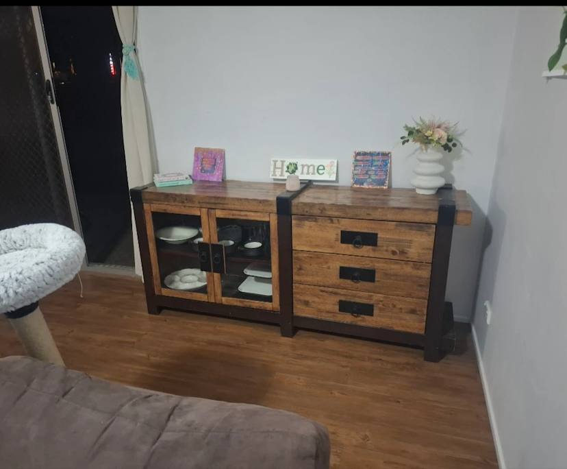Unfurnished room in a share house