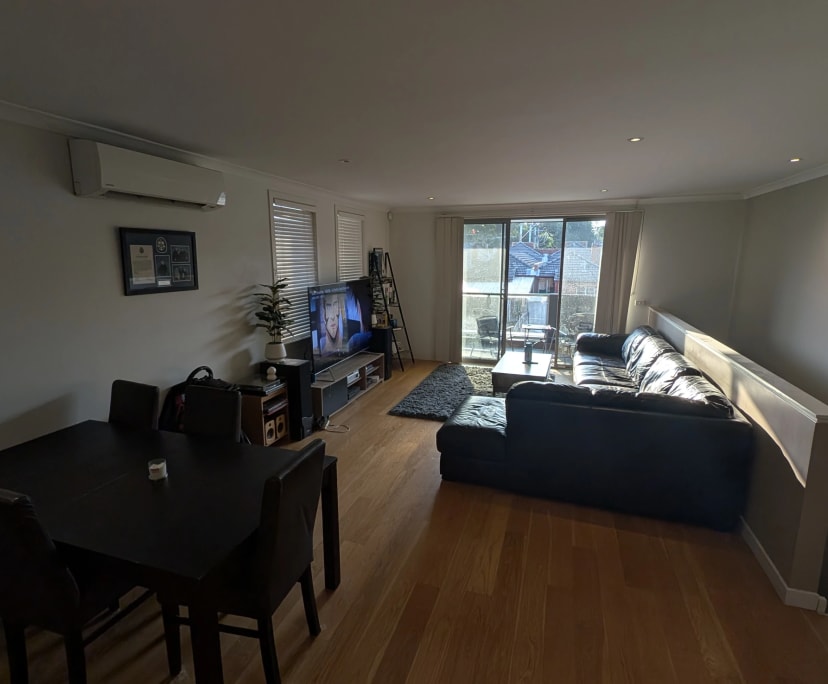 Unfurnished room with own bathroom