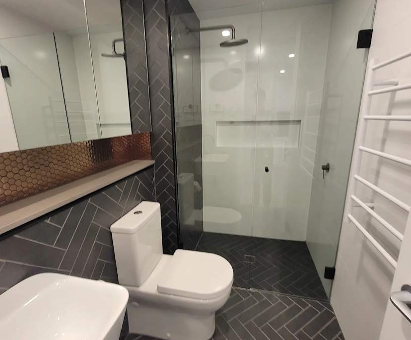 Unfurnished room with own bathroom