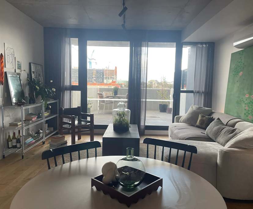 Unfurnished room in a flatshare