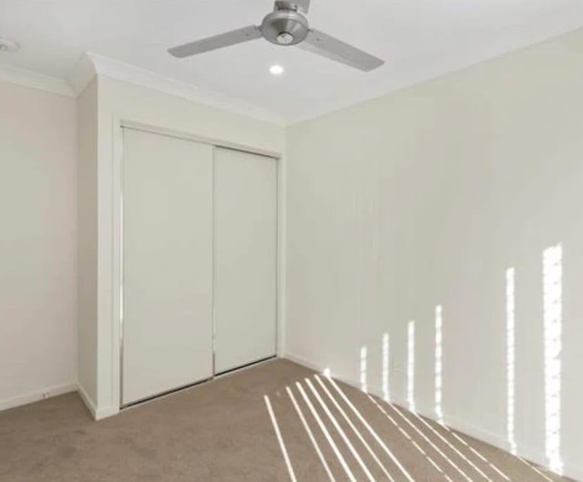 Unfurnished room in a share house