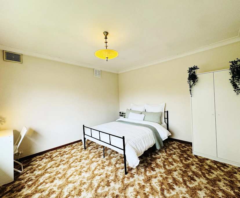 $280-330, Flatshare, 2 rooms, North Saint Marys NSW 2760, North Saint Marys NSW 2760