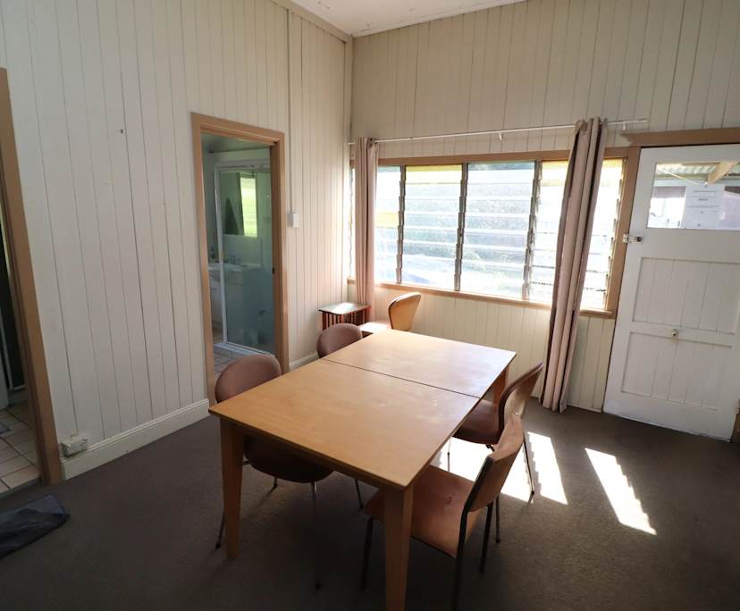 $225, Share-house, 5 bathrooms, Fairfield QLD 4103