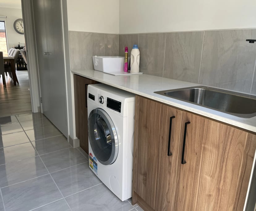 Room for Rent in Kilsyth, Melbourne 280, Furnishe...