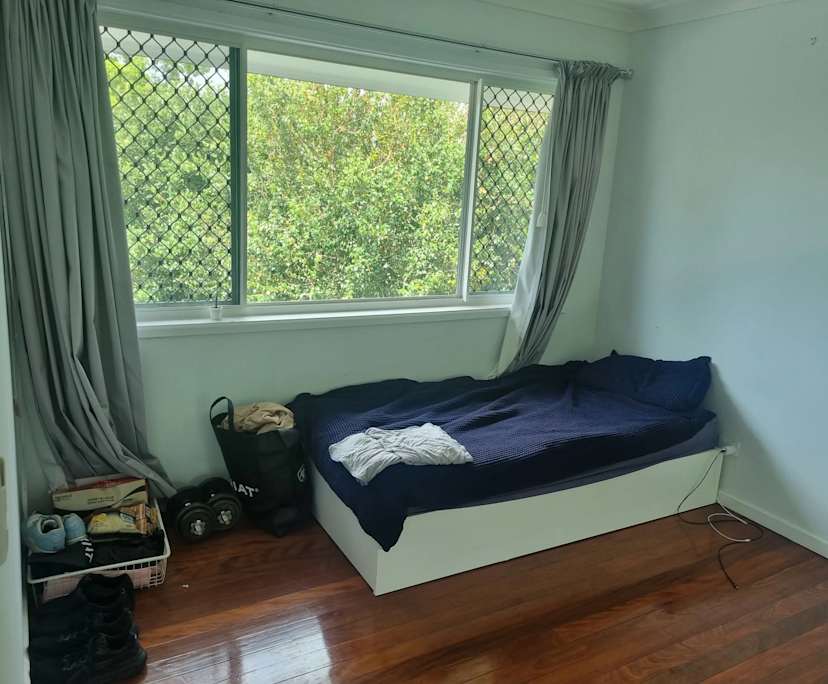 $350, Share-house, 6 bathrooms, Wynnum QLD 4178