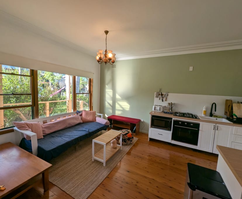 Room in a share house